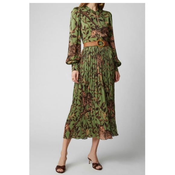 Johanna Ortiz Dresses & Skirts - Johanna Ortiz Gifts of Nature Blouse and Acts of Nature Pleated Skirt Set